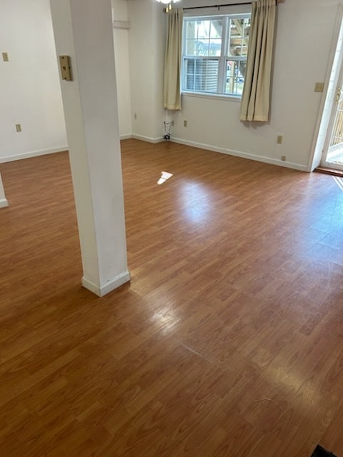 Building Photo - 3381 Colonial Dr