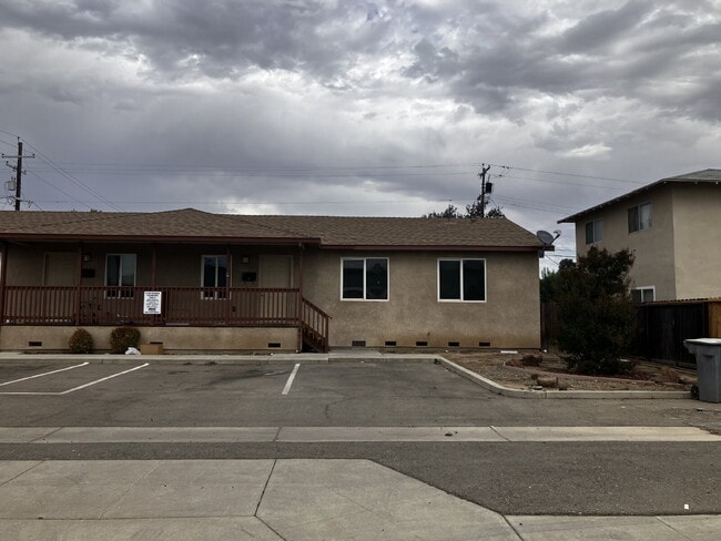 Building Photo - 761 W Santa Fe Ave