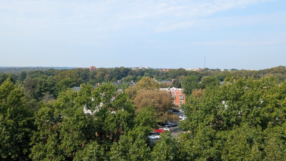 Building Photo - 3601 Wisconsin Ave NW