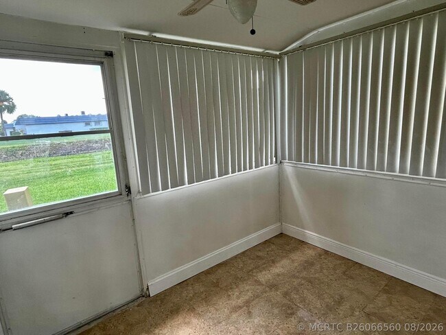 Building Photo - 2895 Crosley Dr W