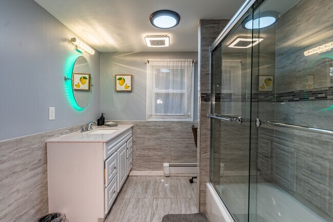 Building Photo - 173 Mountainview Rd