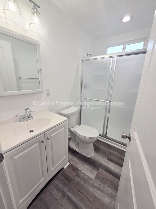 Building Photo - 8145 San Carlos Ave