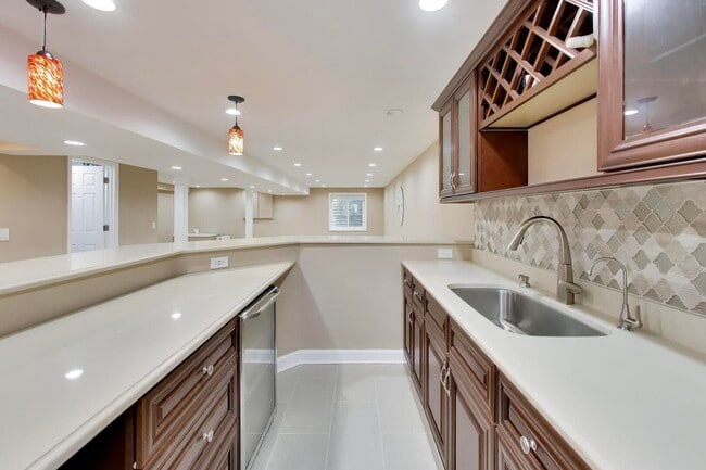 Building Photo - 501 Tuscany Dr