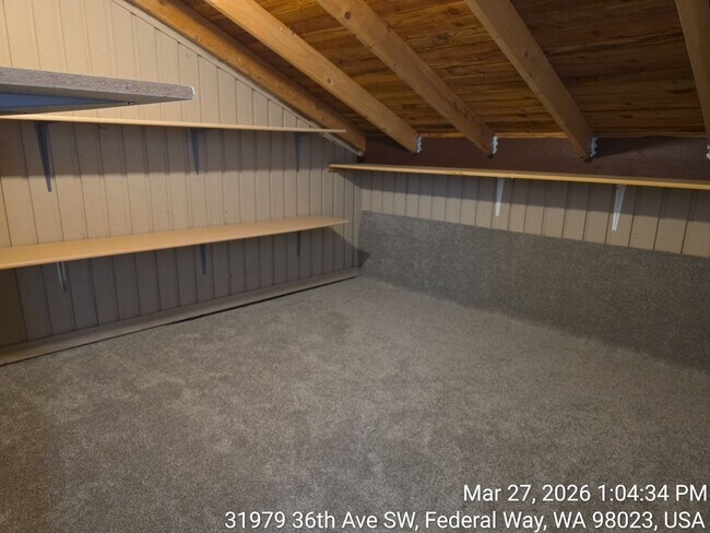 Building Photo - Twin Lakes life on a golf course -4 level home -  4 bedroom 2.5 bathroom with 2 car garage - Move...