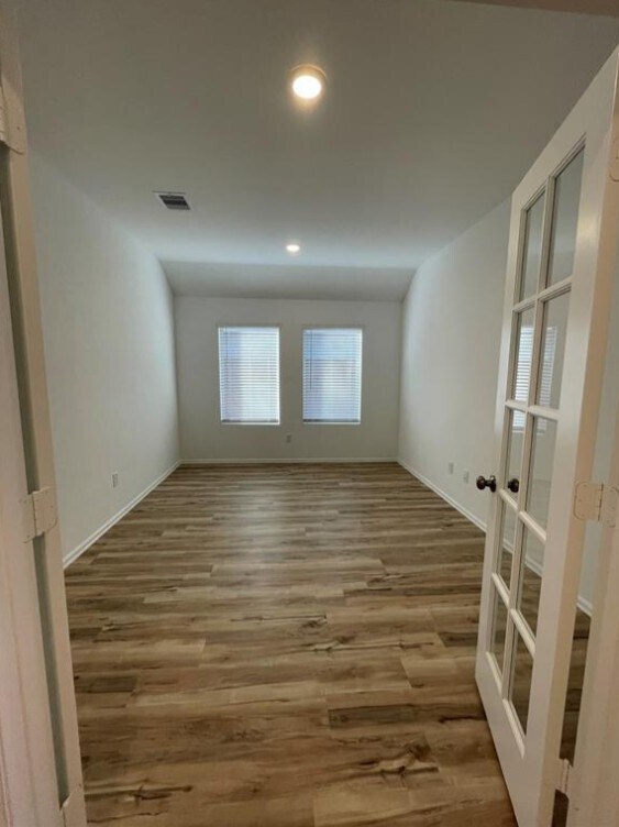 Building Photo - 7518 Angels Lndg Ln