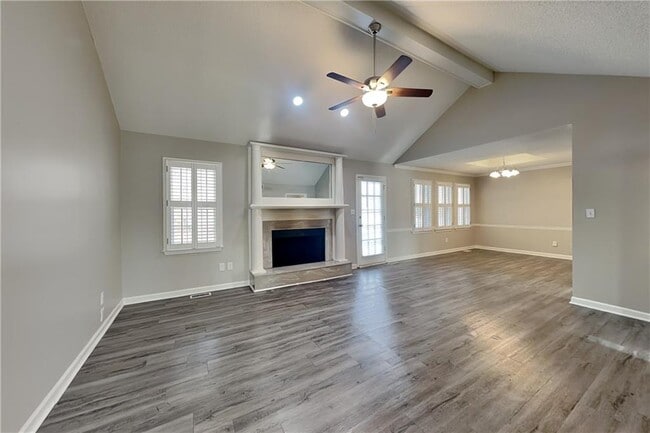 Building Photo - 629 Driftwood Dr