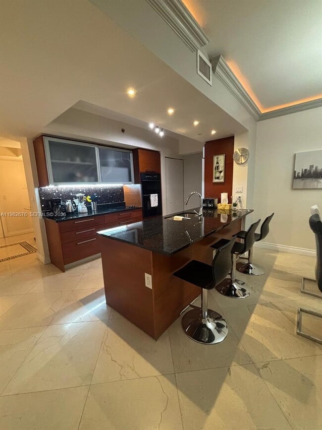 Building Photo - 1830 S Ocean Dr