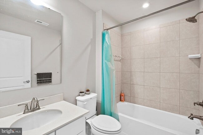 Building Photo - 168 Bishop Wy