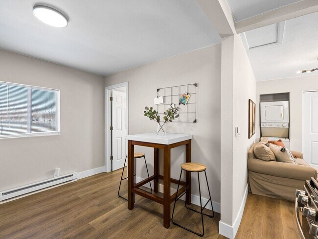 Building Photo - Charming 1BD/1BA ADU in Denver’s Westwood ...