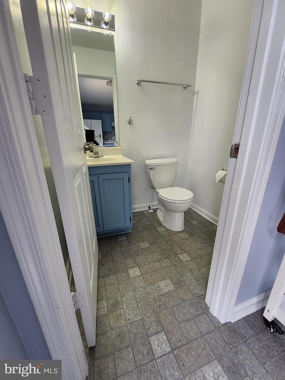 Building Photo - 783 General Wallace Ct