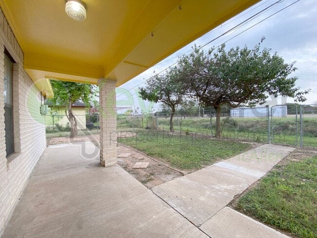 Building Photo - Beautiful 3bed/ 2bath home in Mission, TX