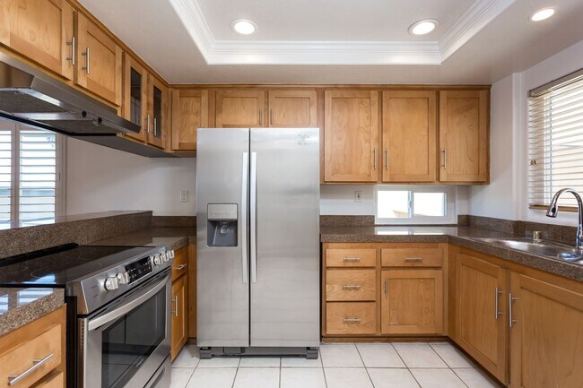 Building Photo - Mission Hills Condo with Stunning Views