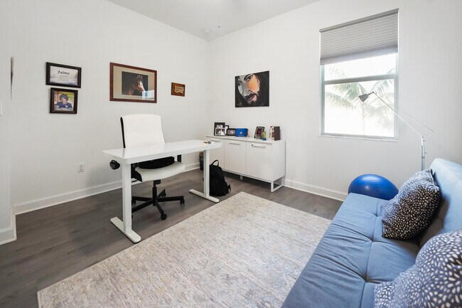 Building Photo - 4787 Navali Dr