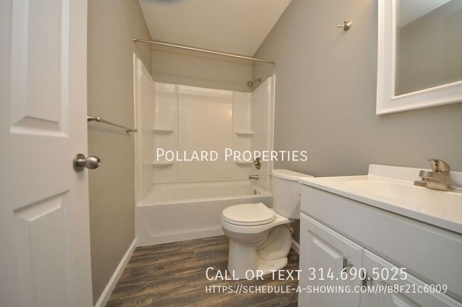 Building Photo - 13 Westwood Village