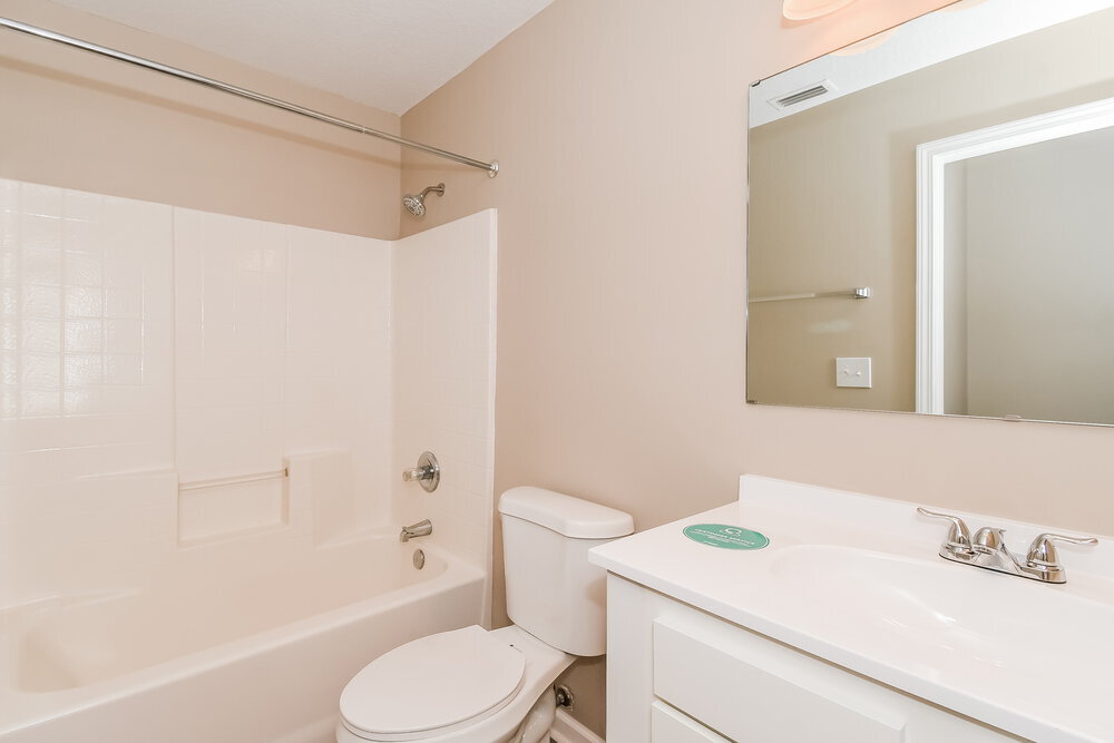 Building Photo - 6248 Ironside Dr N