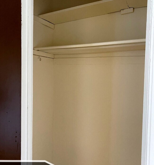 Building Photo - 2706 N Spaulding Ave