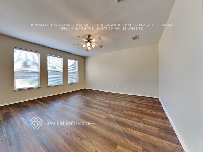 Building Photo - 12412 Sunrise Dr
