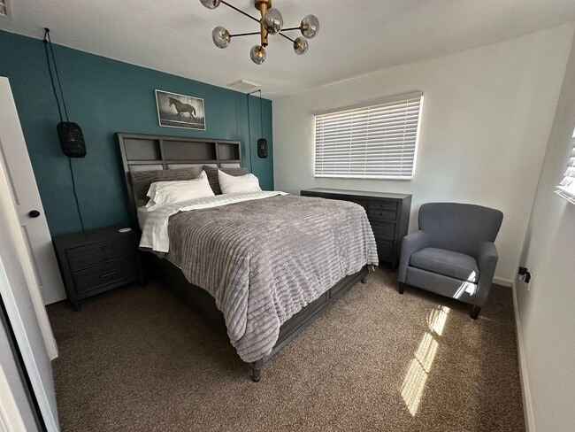 Building Photo - *MOVE IN SPECIAL* $200 off the first full ...