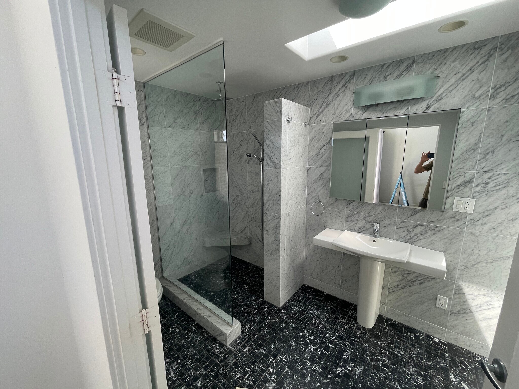 Building Photo - 4723 La Villa Marina Ln