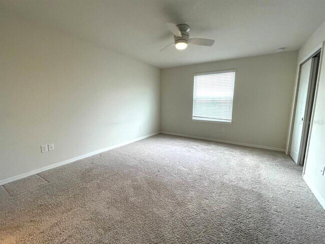 Building Photo - 9124 Hillcroft Dr