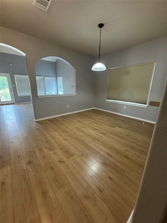 Building Photo - 2406 Brookhollow Terrace