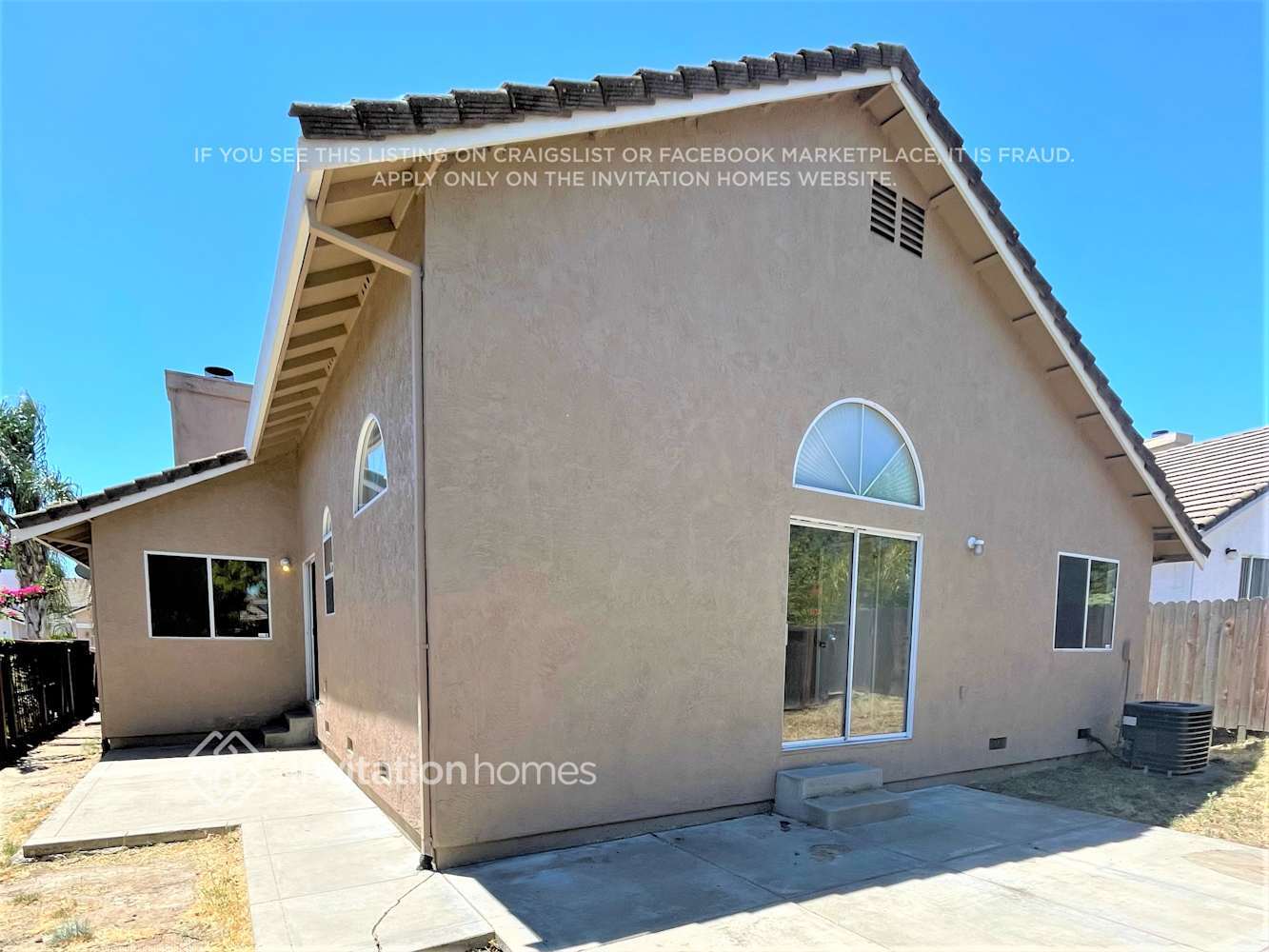 Building Photo - 1812 Johnson Dr