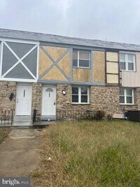 Building Photo - 5045 Pembridge Ave