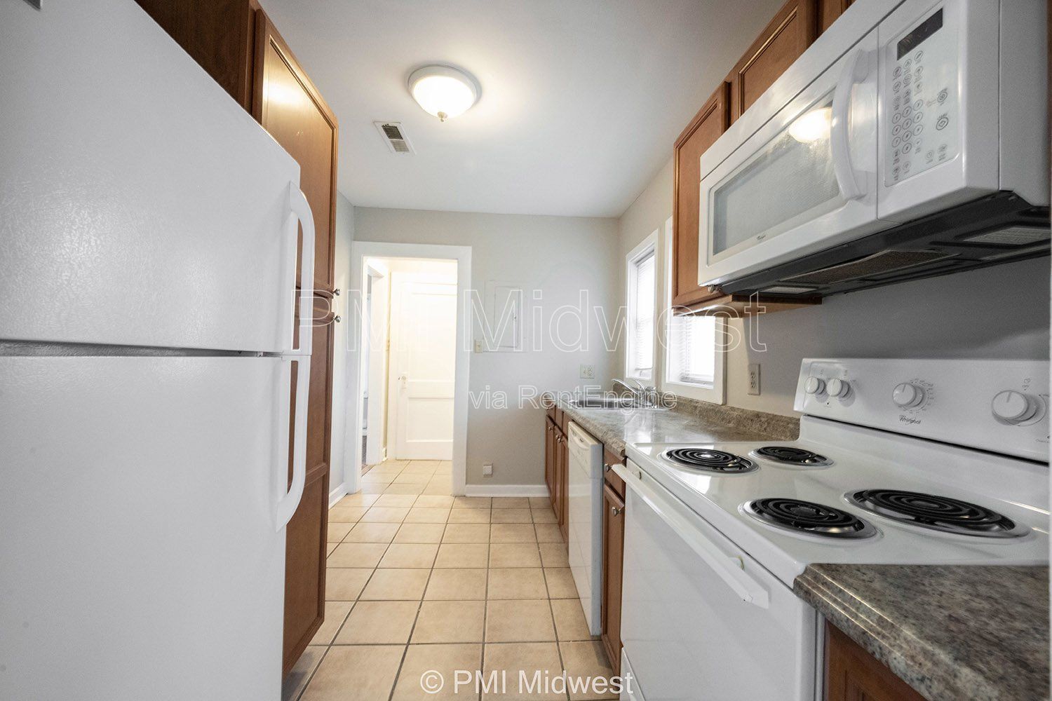 Building Photo - 1829 E 49th St