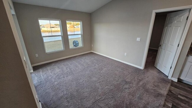 Building Photo - 1428 Axel Cir