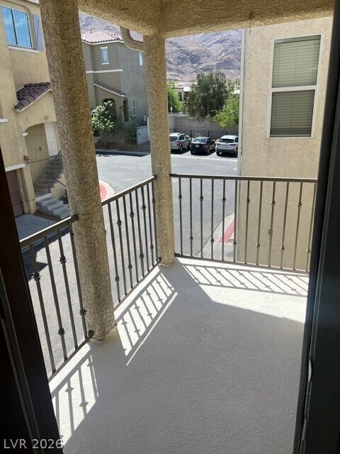 Building Photo - 6940 Canary Ivy Way
