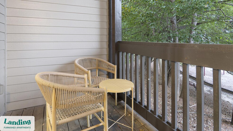 Building Photo - 2000 E Lake Pkwy