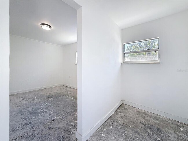 Building Photo - 4716 Town N Country Blvd