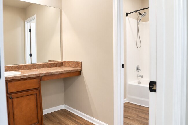 Building Photo - 1266 Coachman Way
