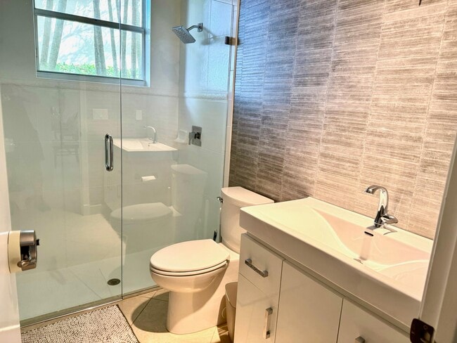 Building Photo - 107 Via Escobar Way