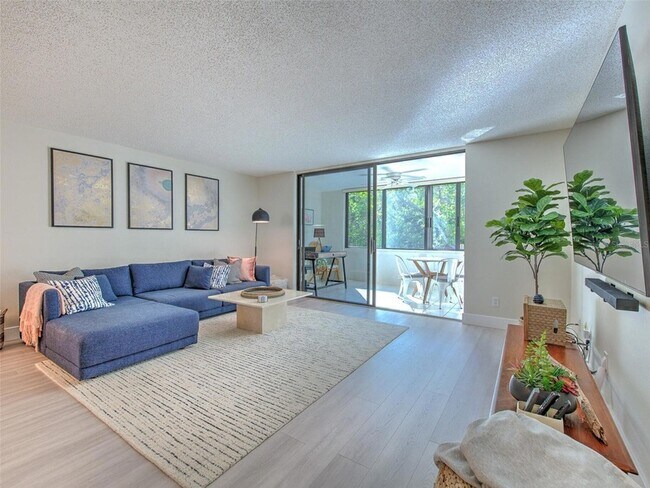 Building Photo - 805 Bayport Way