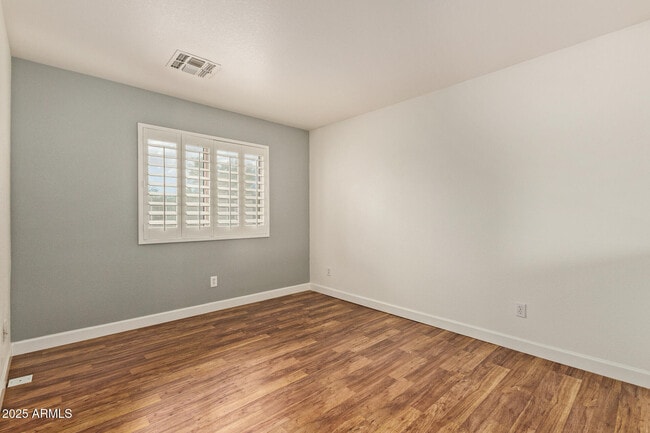 Building Photo - 25248 N 40th Ln