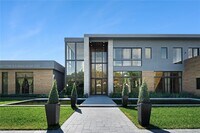 Building Photo - 5900 SW 129th Terrace