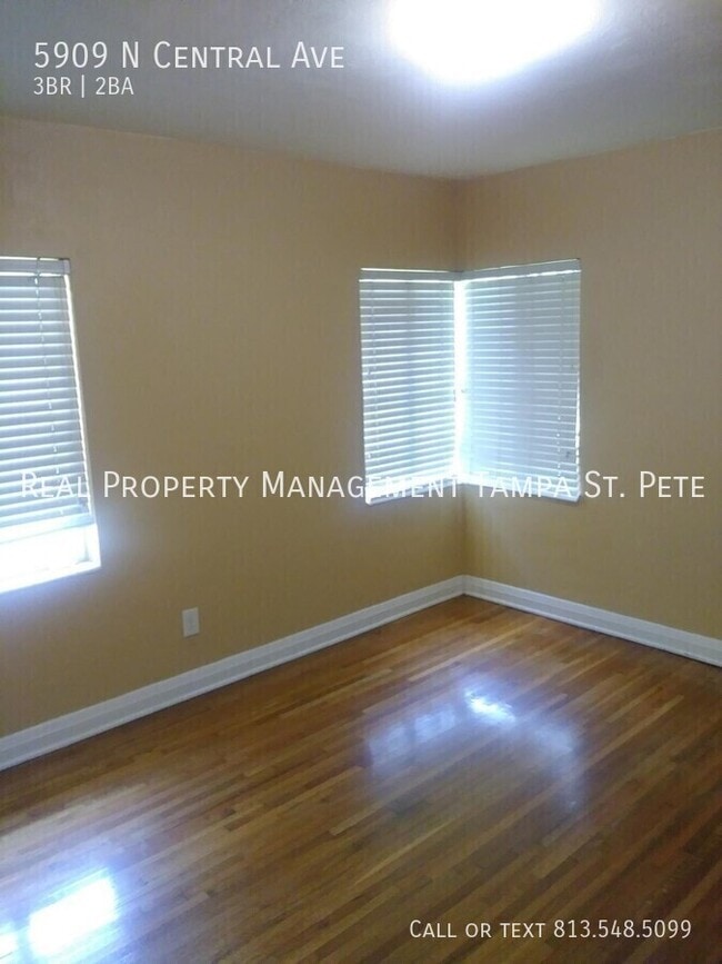 Building Photo - 5909 N Central Ave