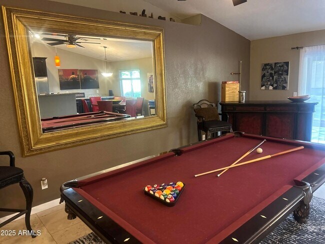 Building Photo - 6002 E Beck Ln