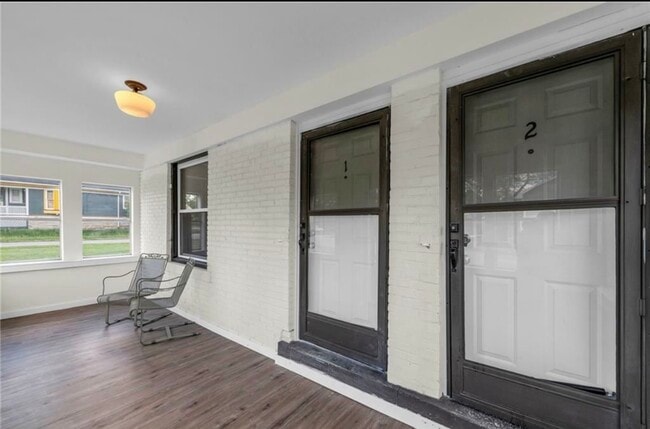 Building Photo - 2942 Wayne Ave