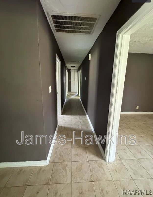 Building Photo - 2716 Baldwin Brook Dr