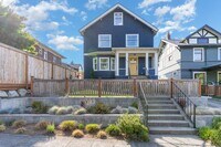 Building Photo - 5Bd/3.5Ba Seattle House