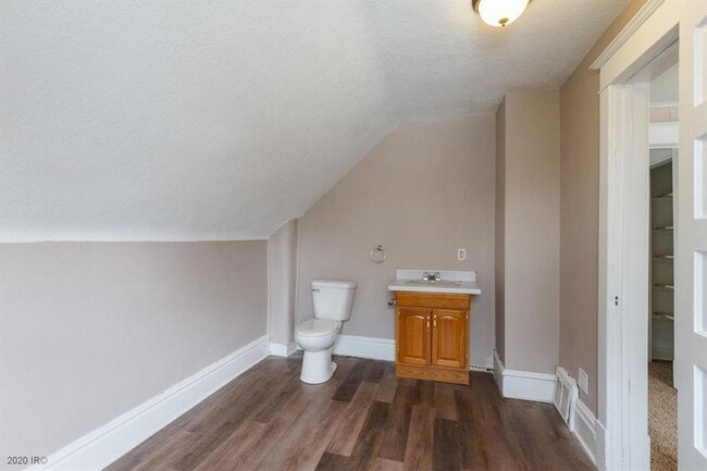 Building Photo - 709 Pleasant View Dr