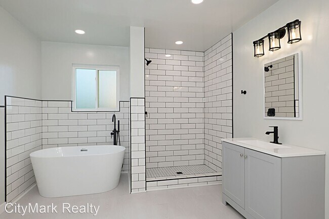 Building Photo - 2 br, 2 bath House - 5405 Olvera Ave