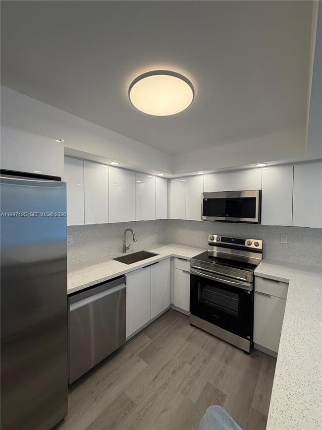 Building Photo - 851 Three Islands Boulevard
