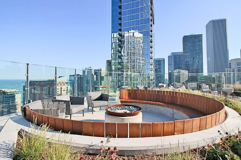 Building Photo - 455 N Park Dr