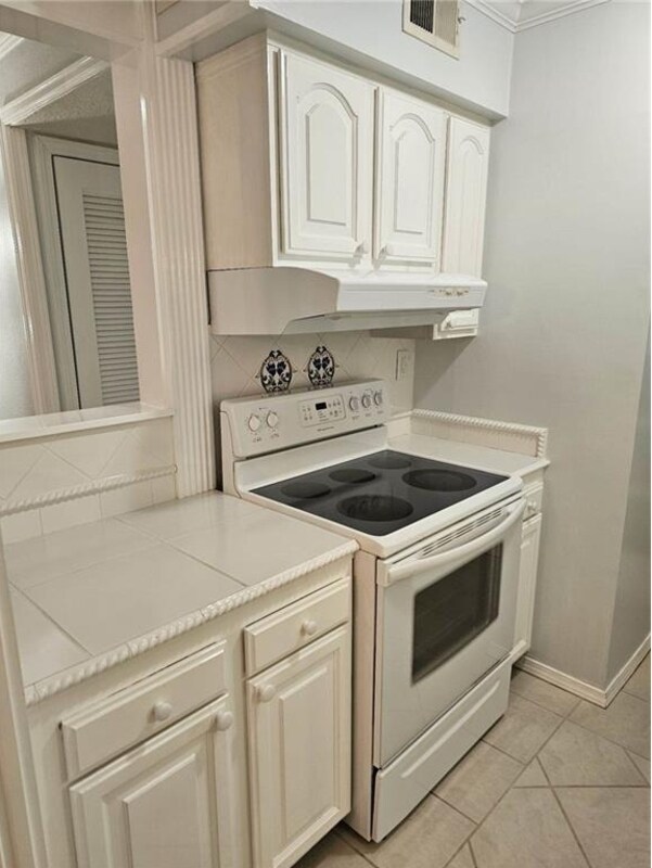 Building Photo - 1251 Henckley Ave