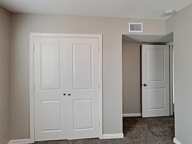 Building Photo - 2877 Joanna Dr