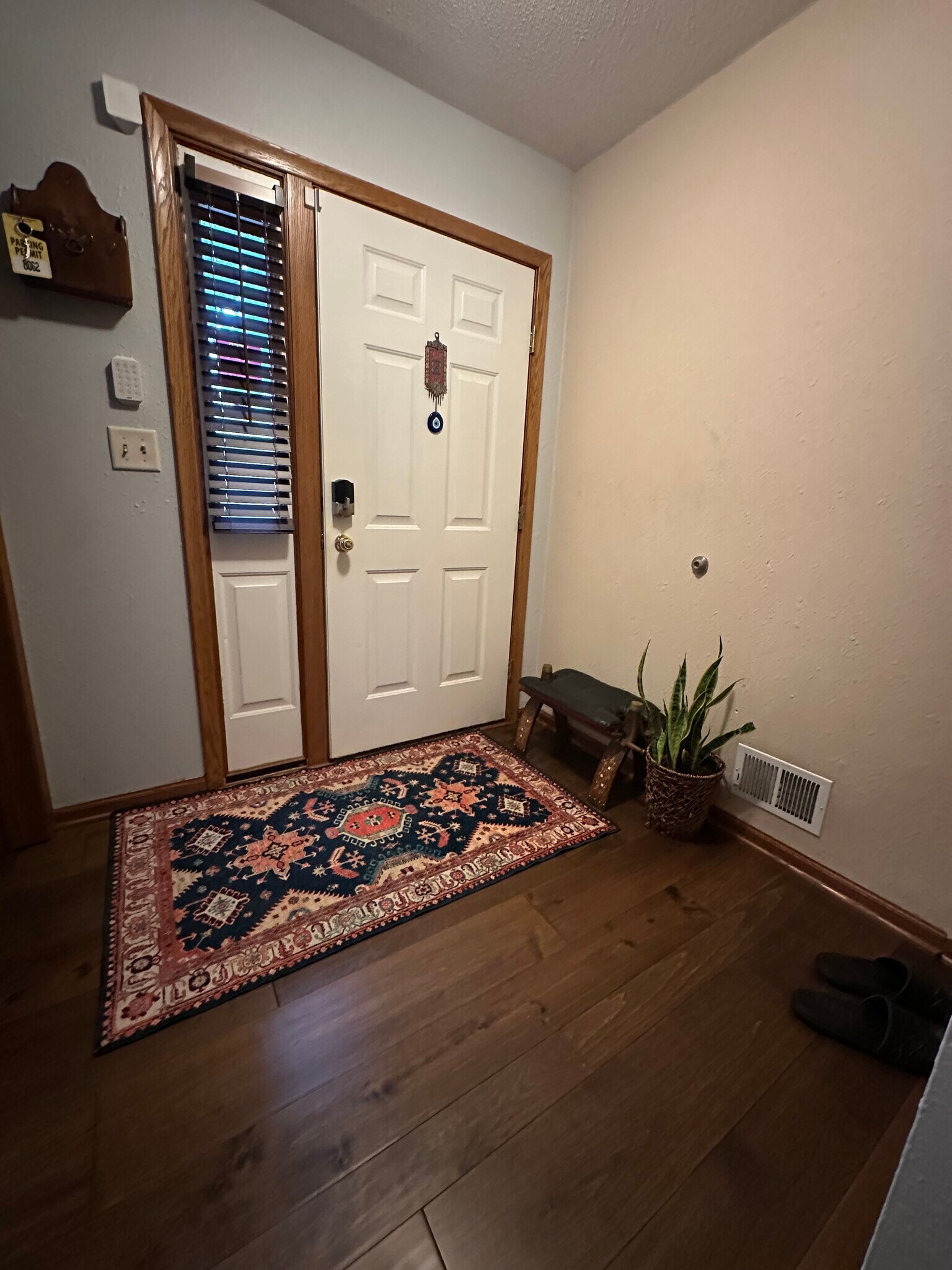 Building Photo - 7317 W Franklin Ave