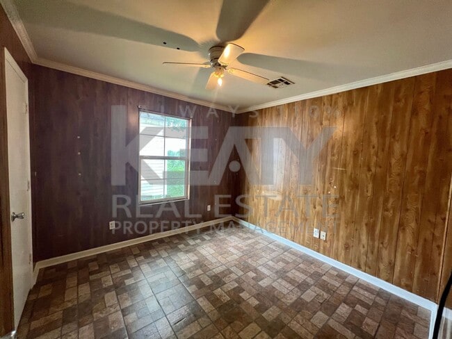 Building Photo - 3 Bed, 2 Bath House in Lafayette!